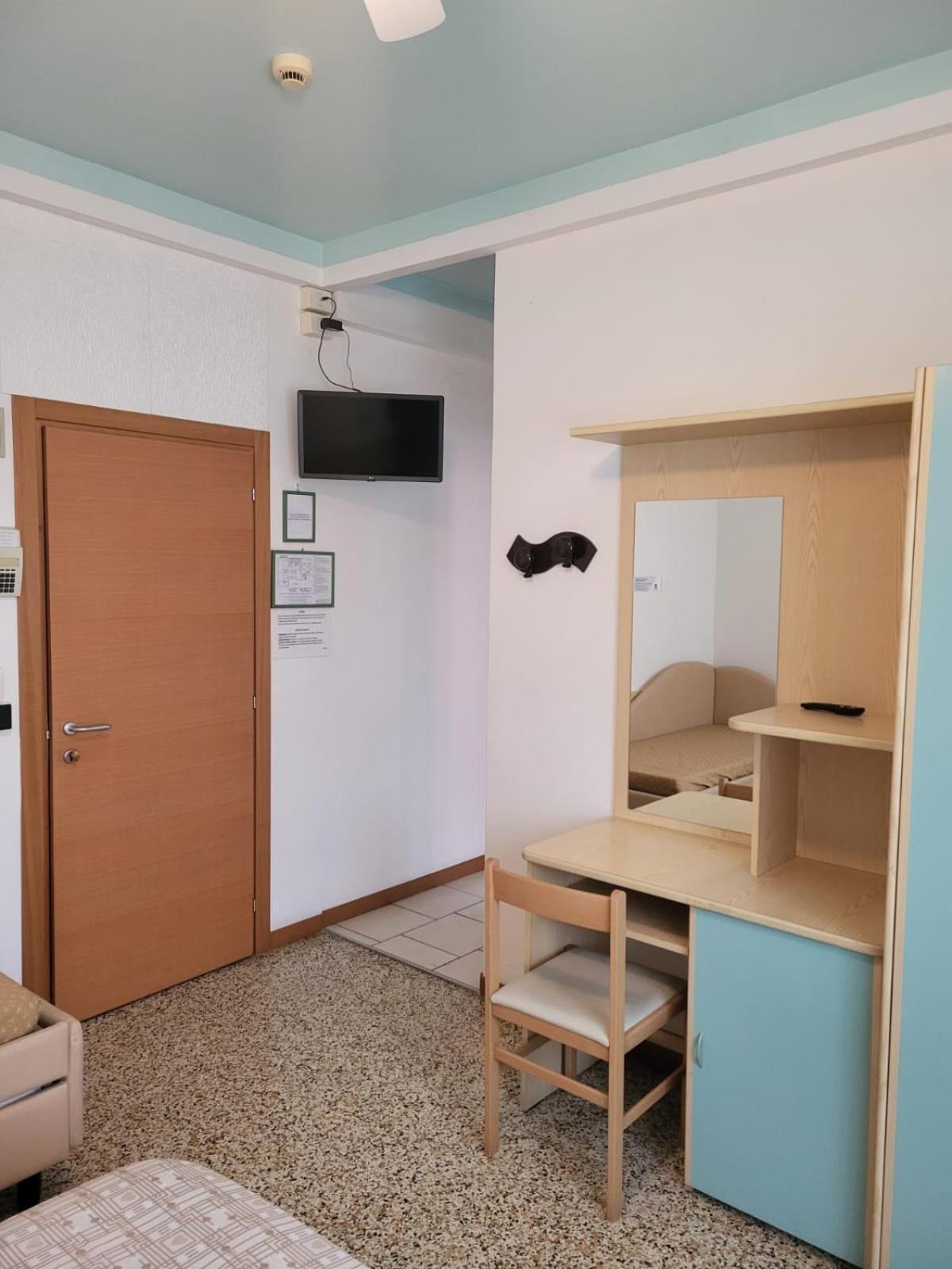 Hotel Residence Villa Lily Cesenatico Ngoại thất bức ảnh